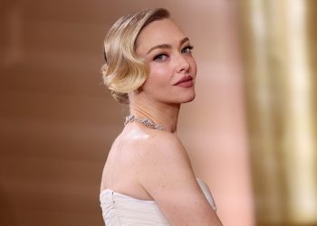 Amanda Seyfried’s Princess Nails Are Perfect for Everyday