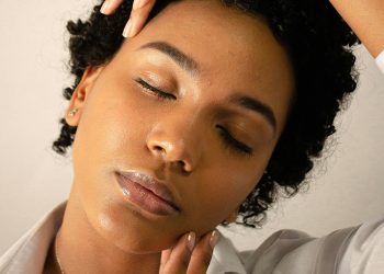 The Difference Between Cellular Aging and Visible Skin Aging