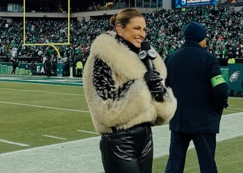 Erin Andrews on Her Viral AUTER Coat