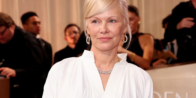 Best 2026 Golden Globes Beauty Looks on Stars Over 50