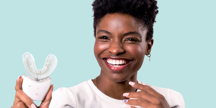 Do U-Shaped Toothbrushes Really Work? Dentists Weigh In