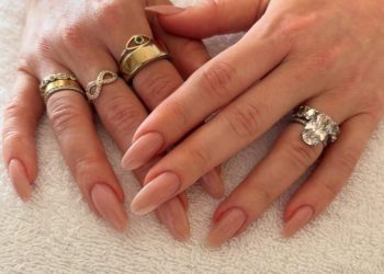 Best Winter Nail Colors for Women Over 50