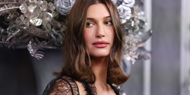 This $28 Lipstick Is the Real Star of Hailey Bieber’s GRWM