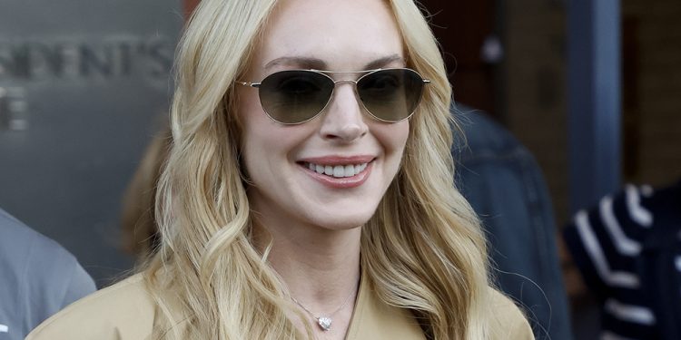 How to Wear Lindsay Lohan’s Exact New Lip Combo