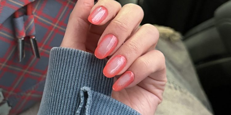 This Is the Simplest Aura Nail Hack We’ve Seen Yet