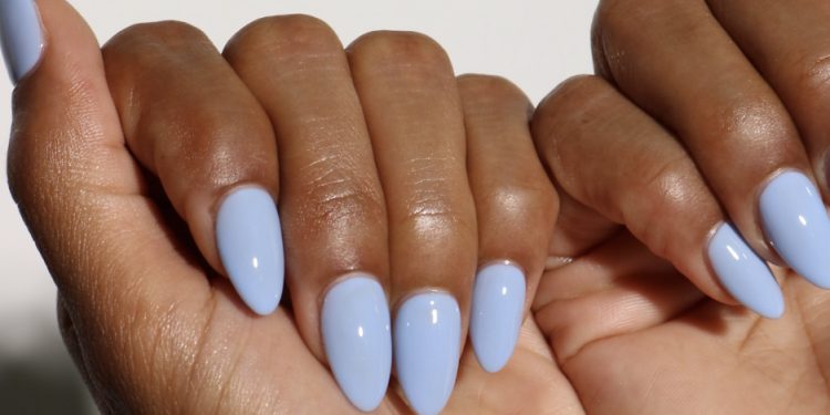 Baby Blue Nails Are Spring 2026’s Prettiest Manicure Trend