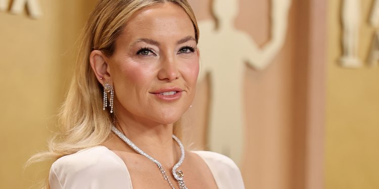 Kate Hudson’s Hot-Roller Hack Is a Retro Dream