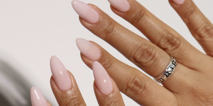 10 Ways to Wear OPI’s Bubble Bath