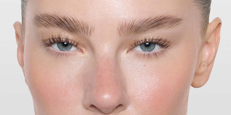 10 Clear Brow Gels That Won’t Flake or Crunch