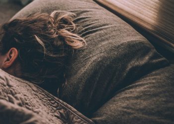 6 Sleep Products That Actually Help Me as an Insomniac