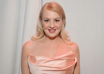 Wendi McLendon-Covey Reveals the Cosmetic Procedure That Kept Her From the ‘Bridesmaids’ Oscars Reunion