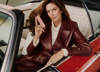 Cindy Crawford Just Shared Her Nonsurgical Eyelid Lift Secret