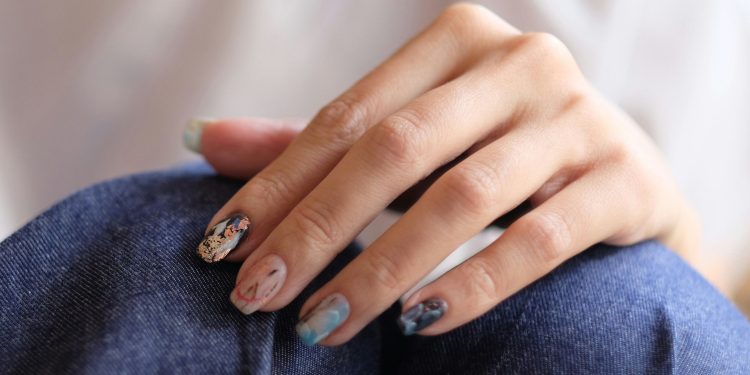 Are Gel Nail Strips Bad for Your Nails? Experts Explain