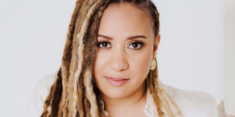 20 Years Later, Tracie Thoms Returns to ‘The Devil Wears Prada 2’ With a Whole New Outlook on Beauty