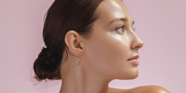 Can Face-Lifting Masks Really Give You a Slimmer Jawline?