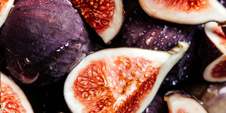 Fragrance Lovers, Pay Attention—This Is the Note Replacing Citrus This Summer
