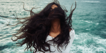 Why Your Hair Gets Frizzy—and the Best Products to Fix It
