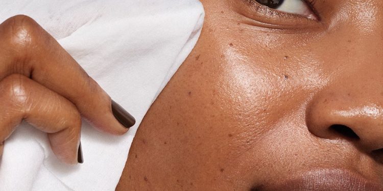 This Neutrogena Combo Is a Breakout Game Changer