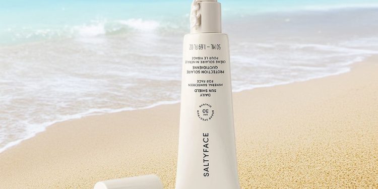 If You Hate Wearing Sunscreen, This Oil-Free, Mineral Formula Might Change Your Mind