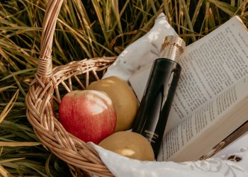 These Summer 2026 Fragrance Trends Are Taking Over