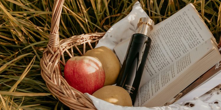 These Summer 2026 Fragrance Trends Are Taking Over