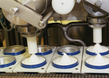 The Nivea Crème in Your Medicine Cabinet Just Turned 115—Here’s Why It’s Still Unbeatable