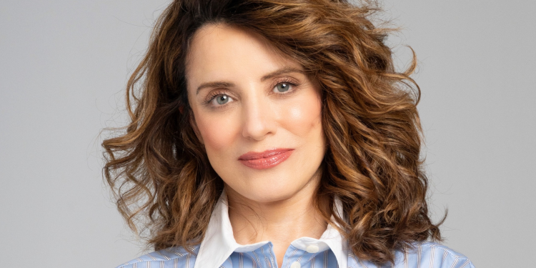 Alanna Ubach Has Been Acting Since 15. At 50, Her Career and Skin Are Both Thriving