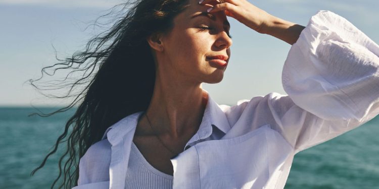 The Expert Guide to Actually Good Air-Dried Hair